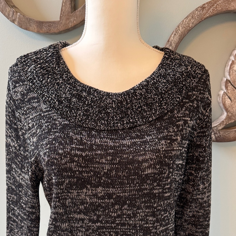 Dana Buchman Charcoal and Black Cowl Neck Knit Sweater size L - Picture 2 of 8